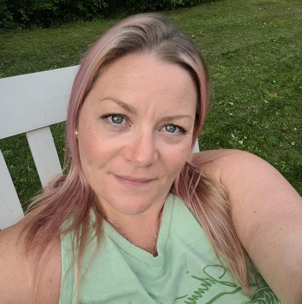 Meet your Posher, Melissa